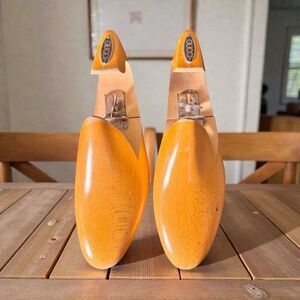 Vintage 2 left foot Gucci Adjustable Wood Shoe Stretches Forms 9D read